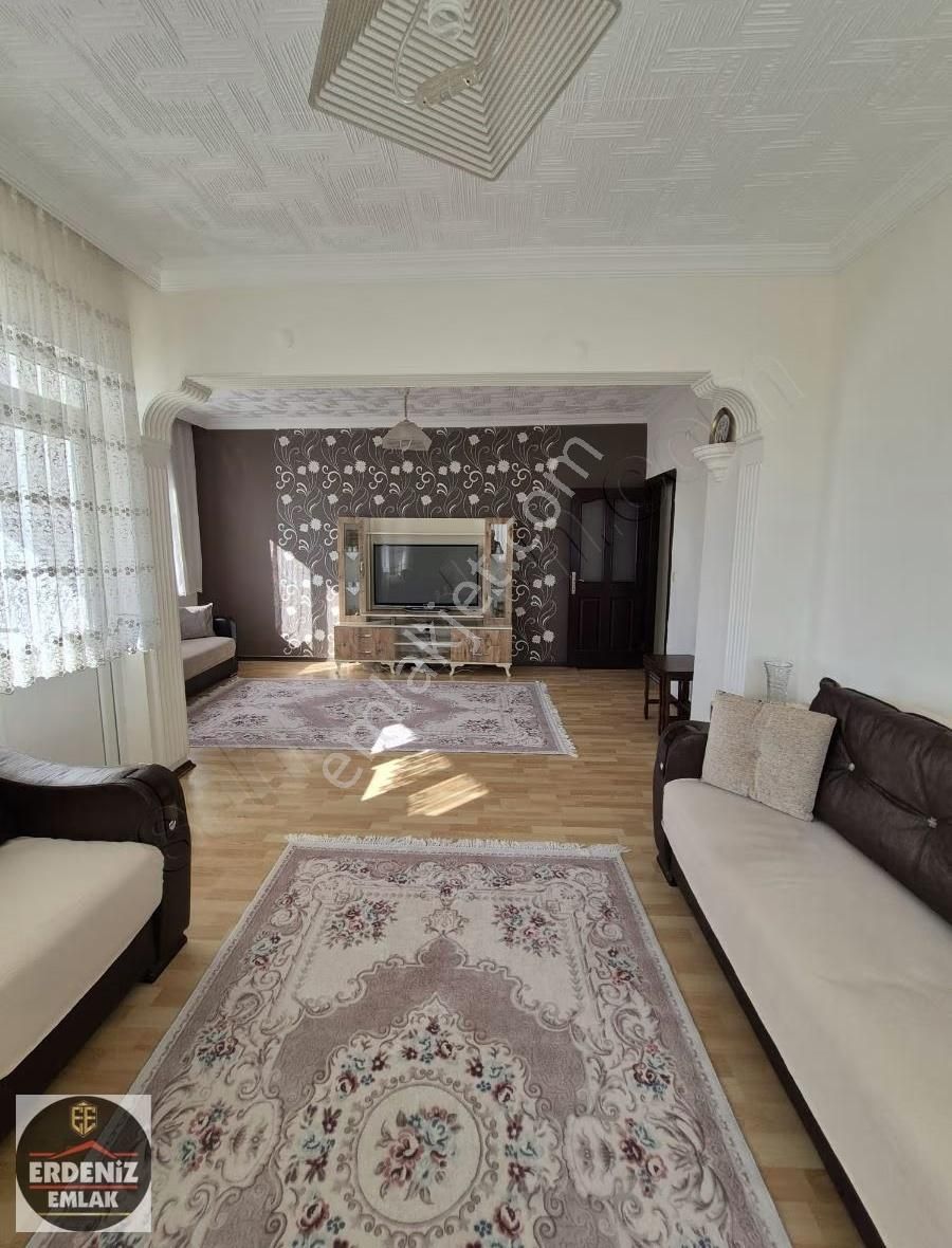 Yeşiltepe Mh 2+1 Geniş Köşe Başı Çağlayan Lisesi Yakını Kaçmaz - Görsel 16