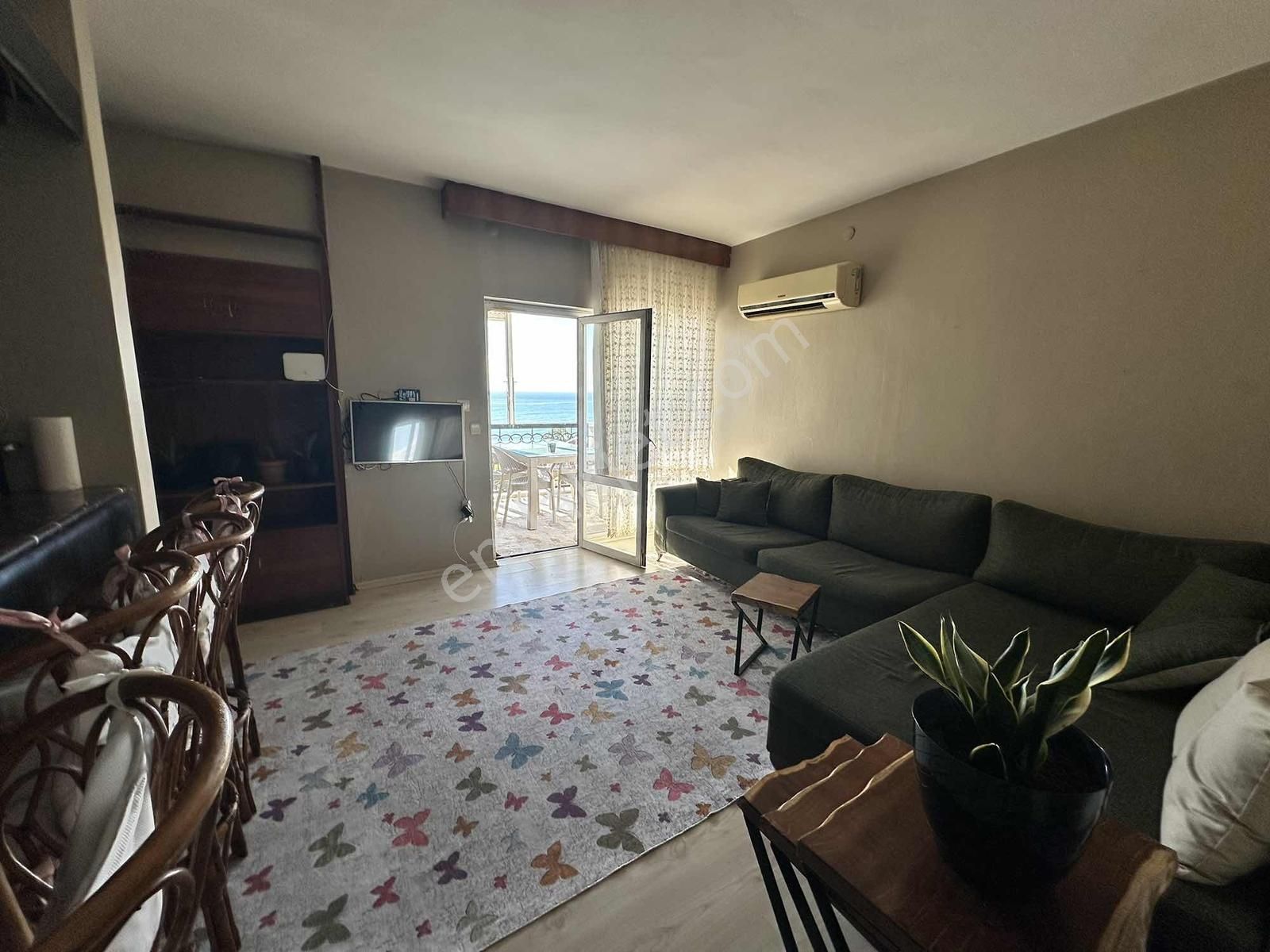 New Form'dan Soli Sitesinde Deniz Manzaralı Eşyalı Kiralık 2+1 - Görsel 4