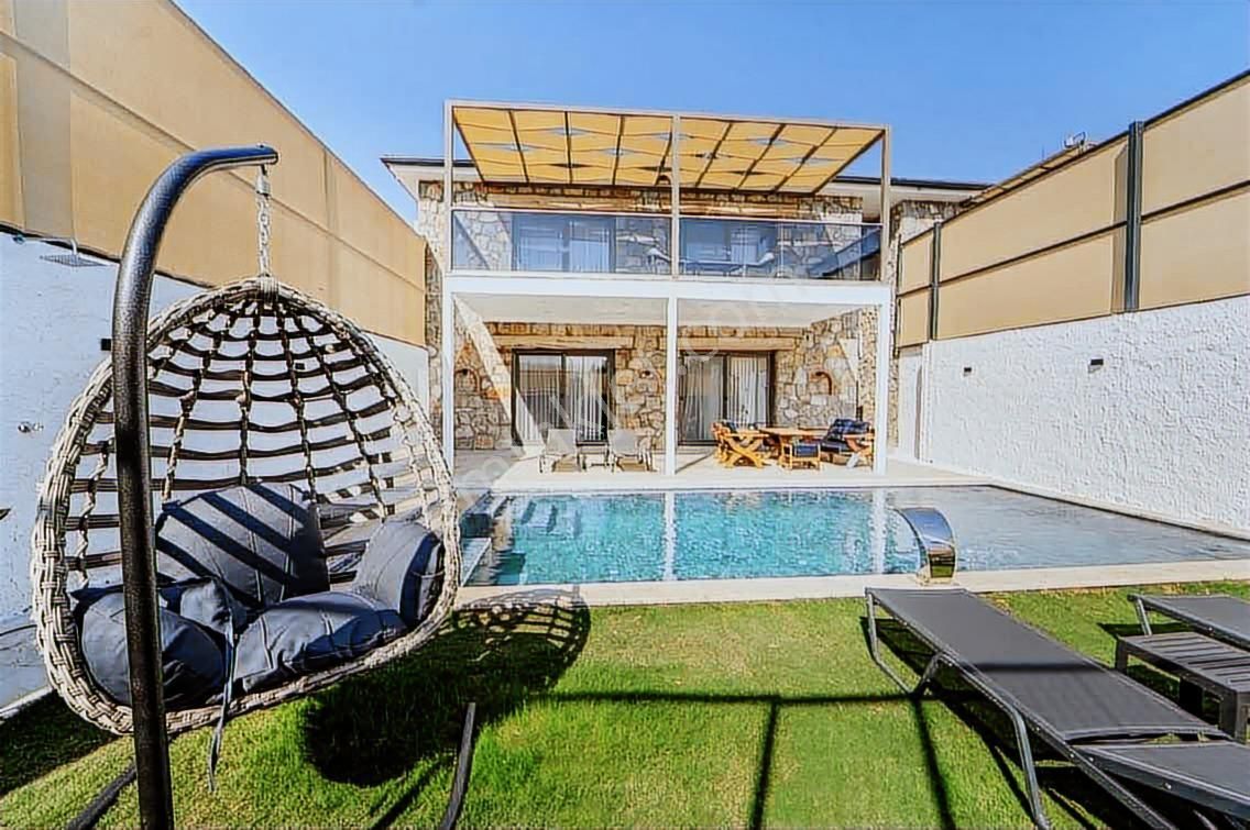 Fethiye Çamköy'de Uzun Dönem Kiralık Eşyalı Müstakil Villa