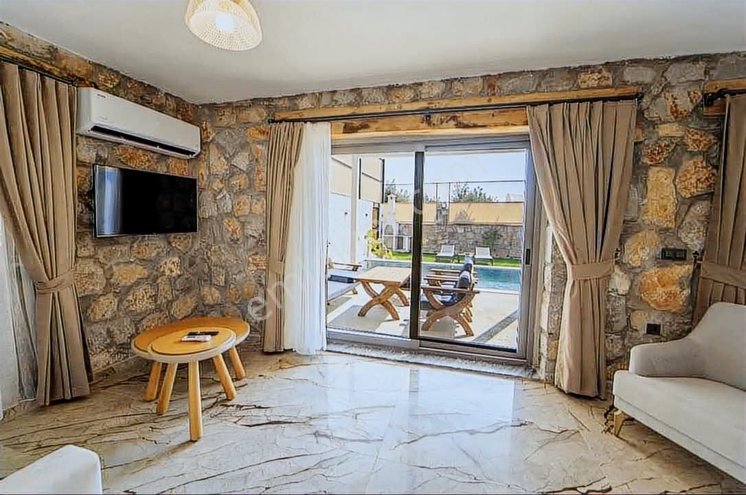 Fethiye Çamköy'de Uzun Dönem Kiralık Eşyalı Müstakil Villa - Görsel 13