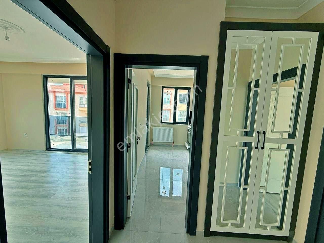 Uytundan Ayvacıkta Doğalgazlı Ayrı Mutfak 2+1 Satılık Lüks Daire - Görsel 35