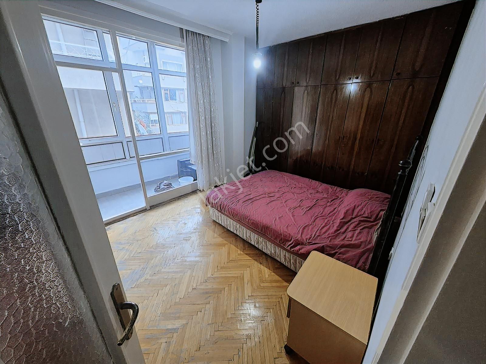 Arel'den Bahçelievler'de 1 Kat Giriş Üstü Mobilyalı M.ısıtma 3+1 - Görsel 25