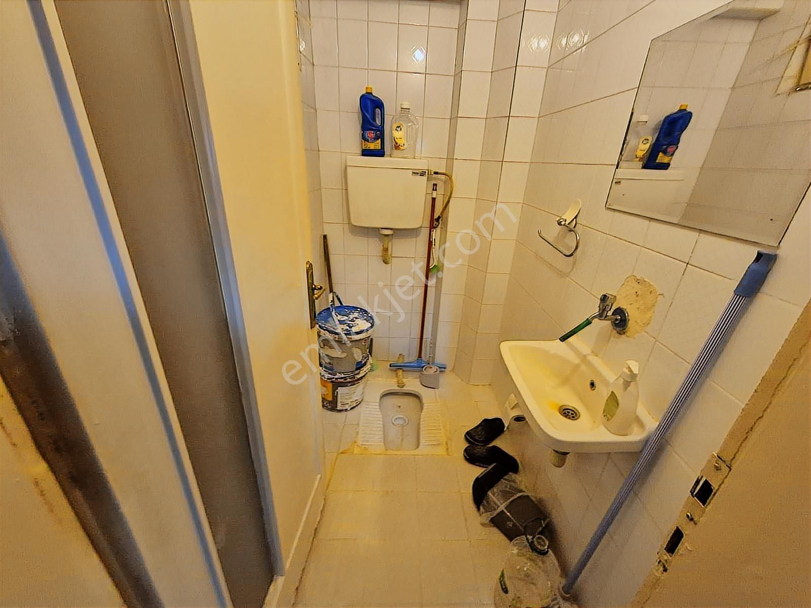 Arel'den Bahçelievler'de 1 Kat Giriş Üstü Mobilyalı M.ısıtma 3+1 - Görsel 18