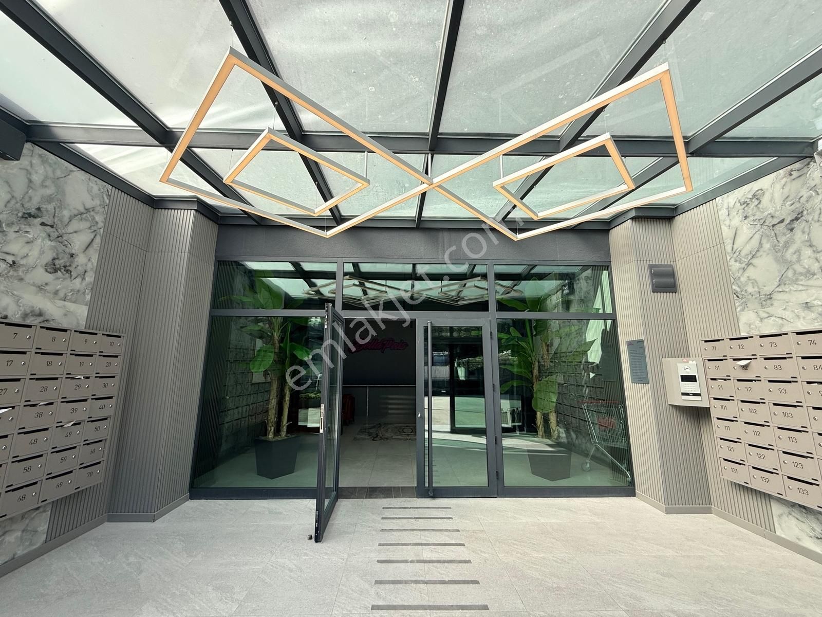 Beytepe Bellapais Konutlarında Kiralık Balkonlu Eşyalı 1+1 Daire - Görsel 8