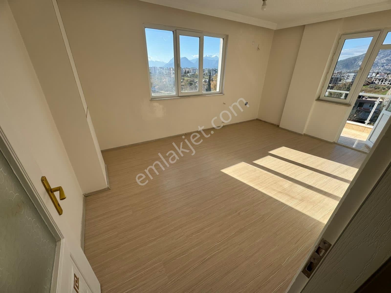 Atatürk Cad Üstünde Kullanışlı 3+1 Kiralık - Görsel 2