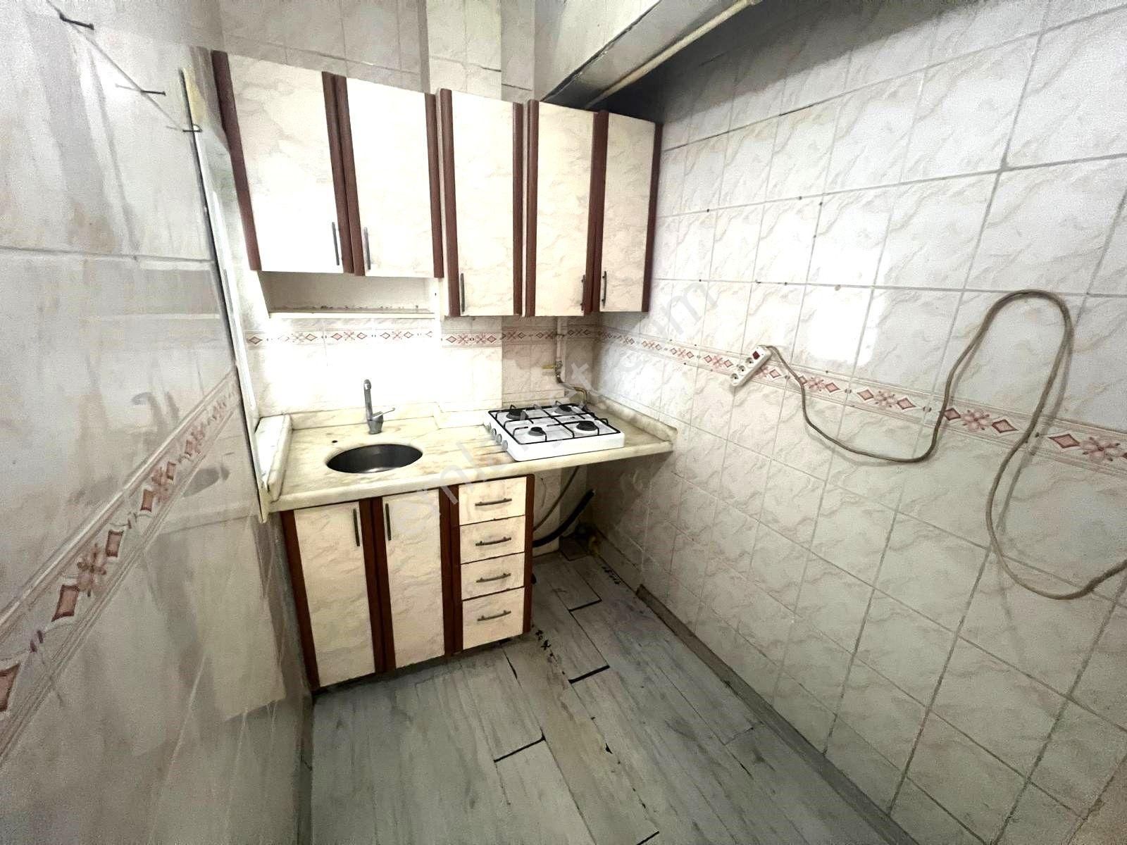 Seba'dan Fevziçakmak Mh 1+1 70m2 Kiralık 3.kat Daire - Görsel 12