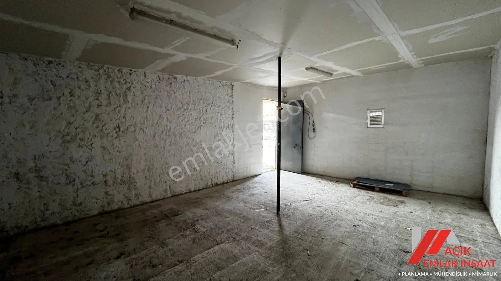 Çavuşbaşı Cumhuriyet Caddesinde Yol Üzerinde 65 M² Kiralık Depo - Görsel 5