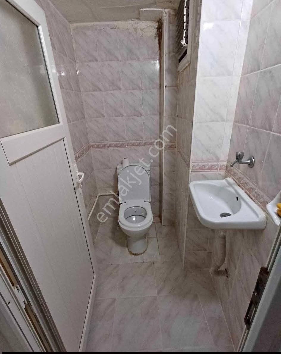 Samsun İlkadım Yenidoğan Mahallesi'nde Kat Tapulu Giriş Kat 2+1 Satılık Daire - Görsel 3