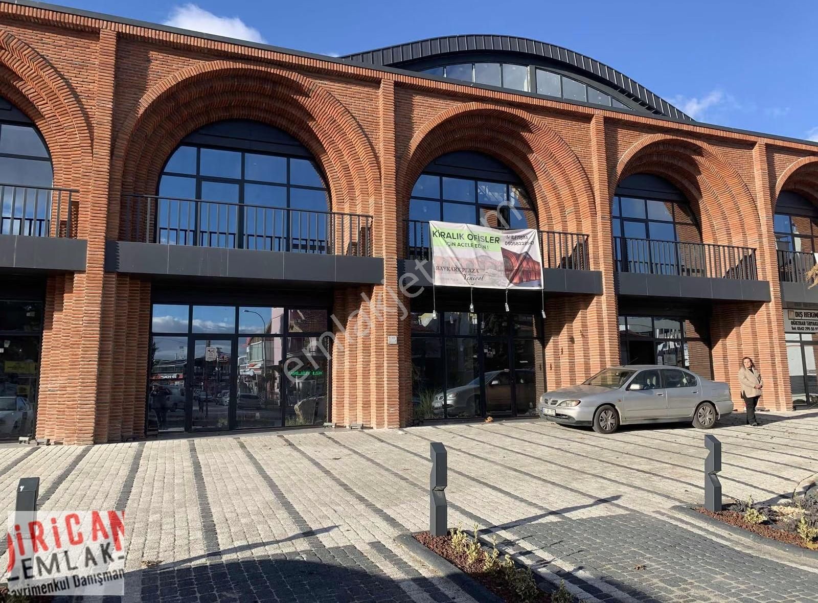 Dirican Dan Meram Aşkan Mah. Baykara Plazada Satılık Ofis