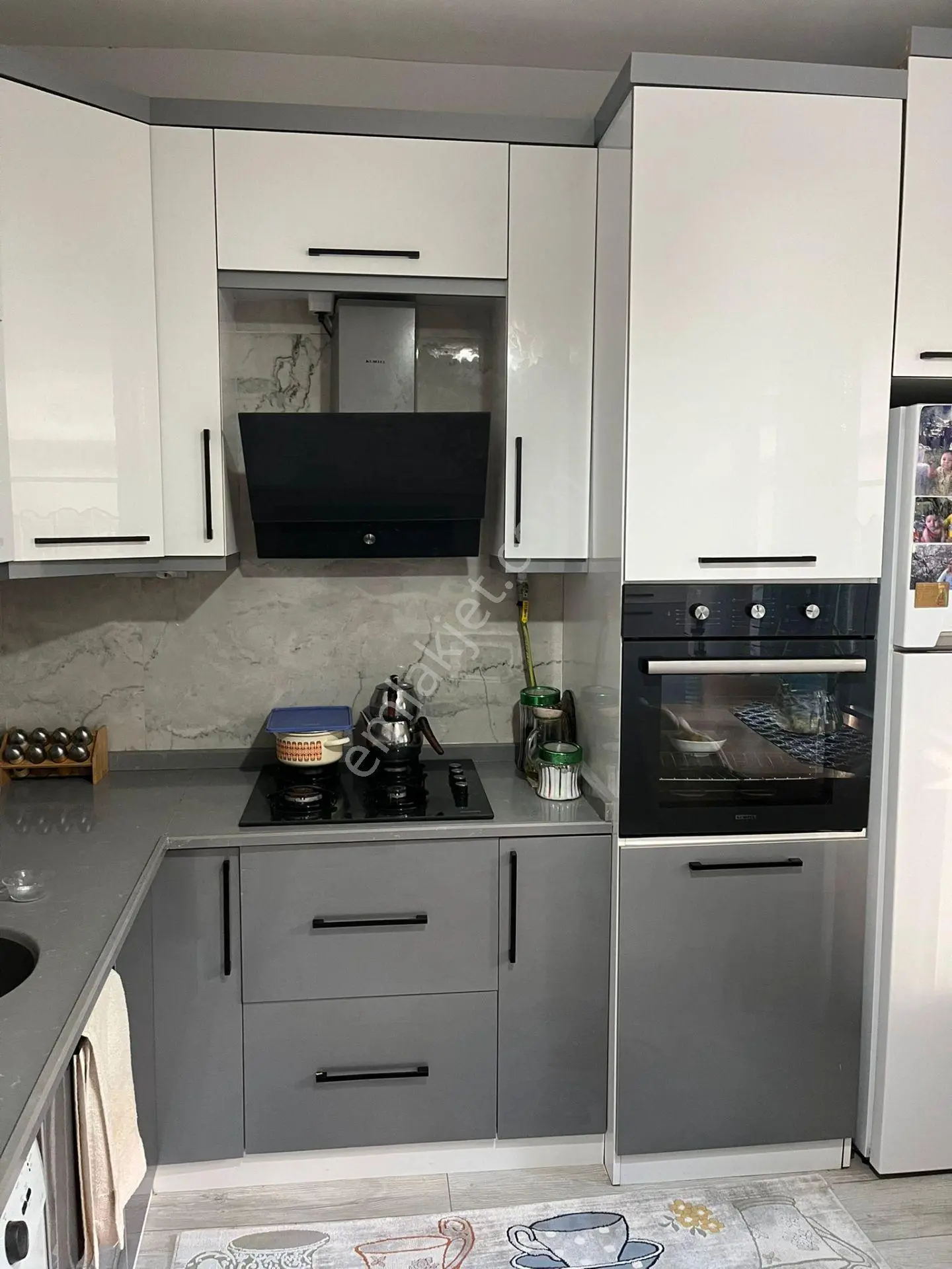 Balıkesir Gönen Kurtuluş Mah. 3+1 Satılık Daire Bakımlı Merkezi Konumda