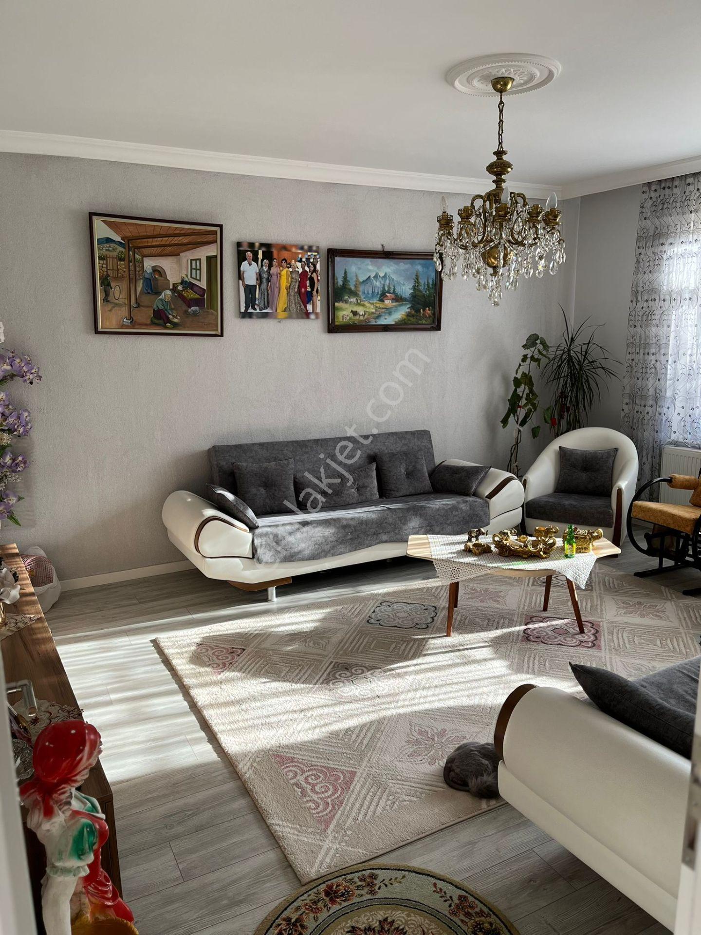 Balıkesir Gönen Kurtuluş Mah. 3+1 Satılık Daire Bakımlı Merkezi Konumda - Görsel 11
