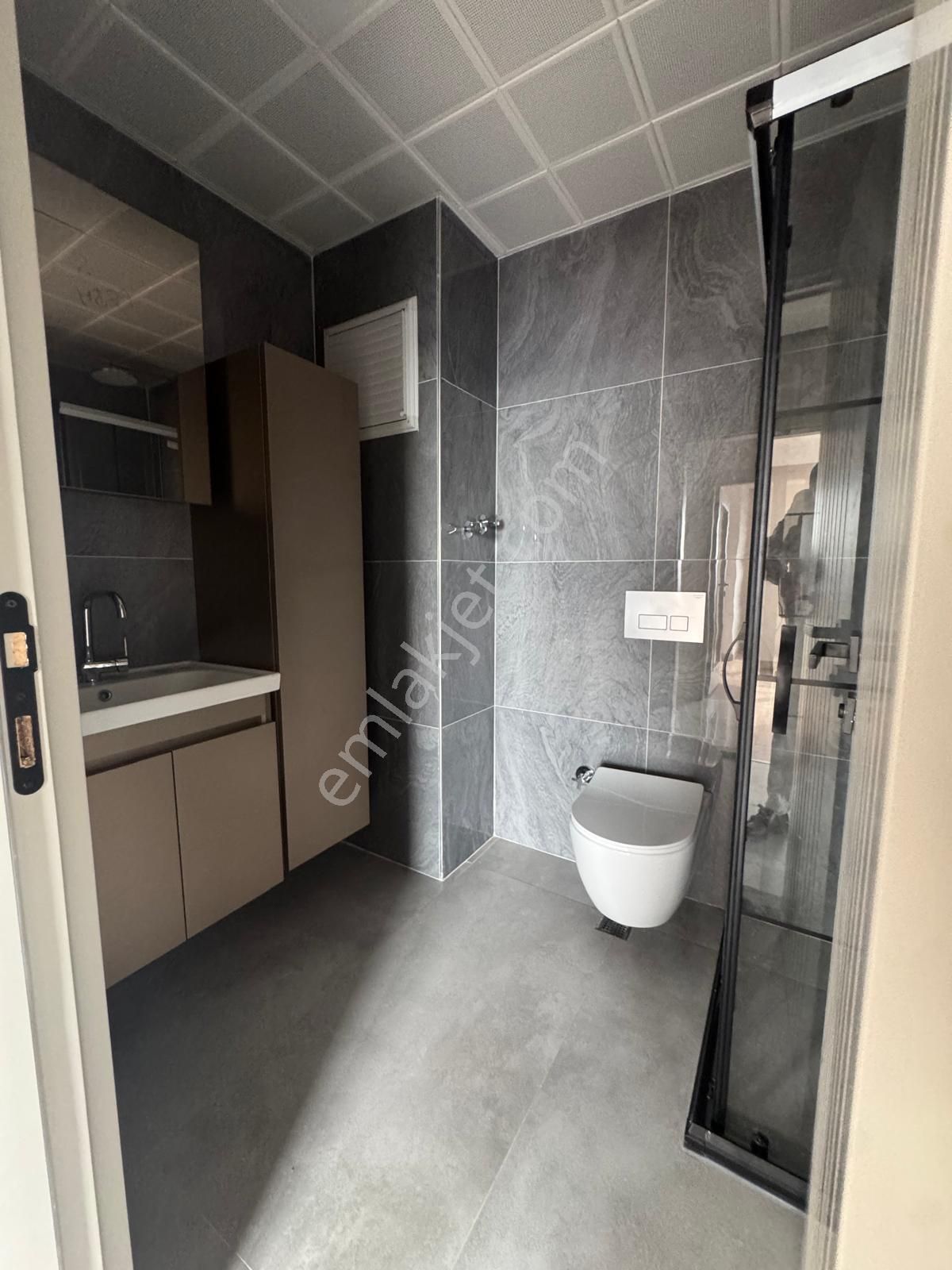 Aktoprak Mahallesi Tramwaya 200 Metre Lüks 2+1 Katta Sıfır Daire - Görsel 7