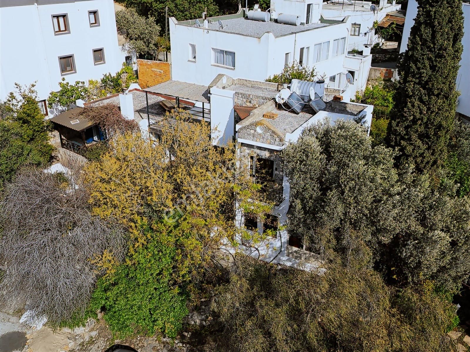 Gökçebelde 420 M² Arsa İçinde Satılık 2 Bağımsız Yapı - Görsel 11