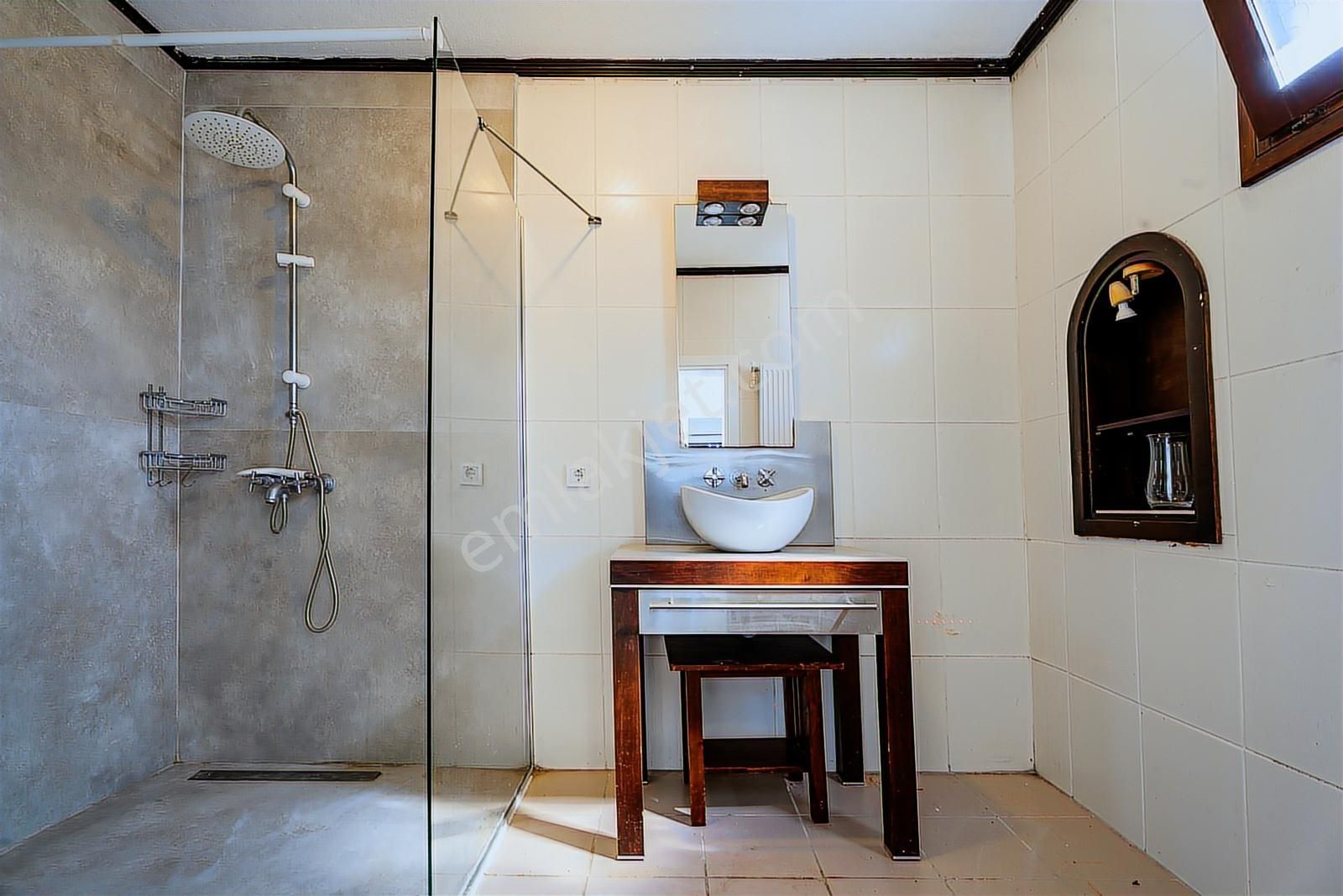 Gökçebelde 420 M² Arsa İçinde Satılık 2 Bağımsız Yapı - Görsel 4