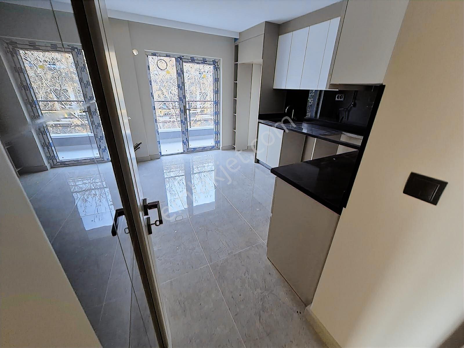 Arel'den Mebusevleri Yeni Bina Kombili,asansörlü Ön Dubleks 3+1