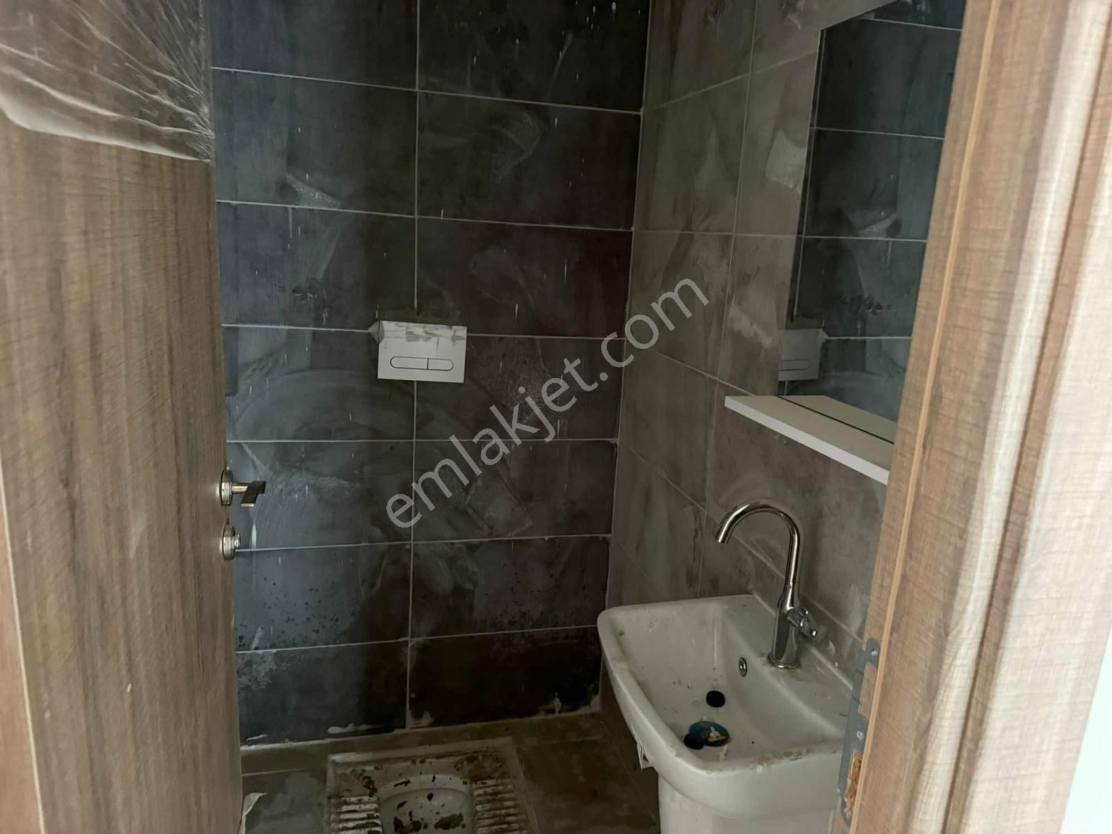 Anka Emlak'tan 2. Etap Düz Giriş Yüksek Balkon Önü Açık 2,1 Kira - Görsel 9