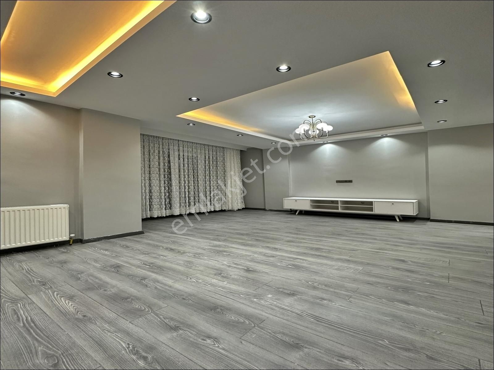 Lıon Yapı'dan Avcılar Merkez'de Kapalı Otoparklı 5+2 Daire !!! - Görsel 2