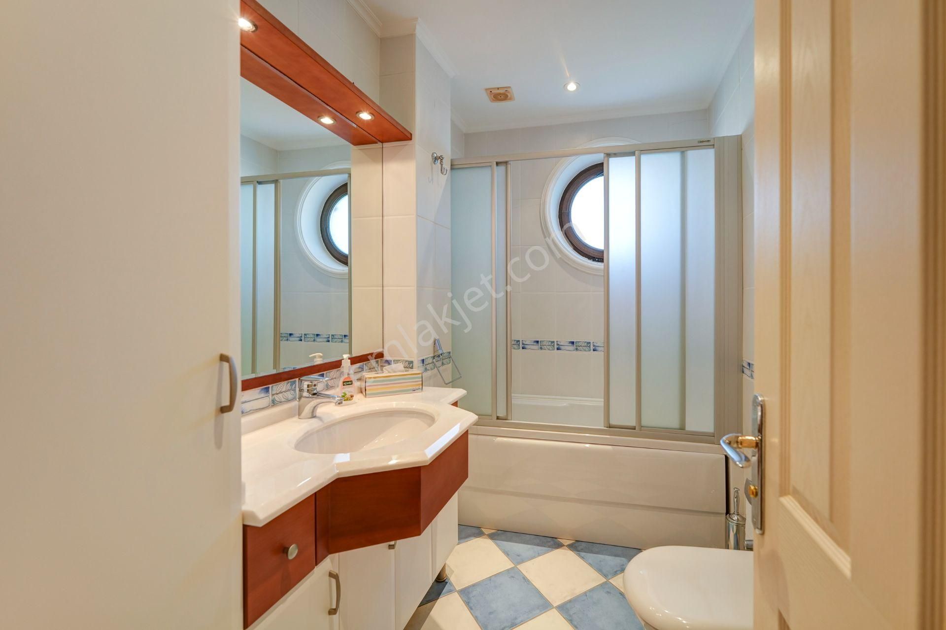 Beykoz Öğümce Alarko Konaklarında Satılık 4+2 Özel Bahçeli Villa - Görsel 9