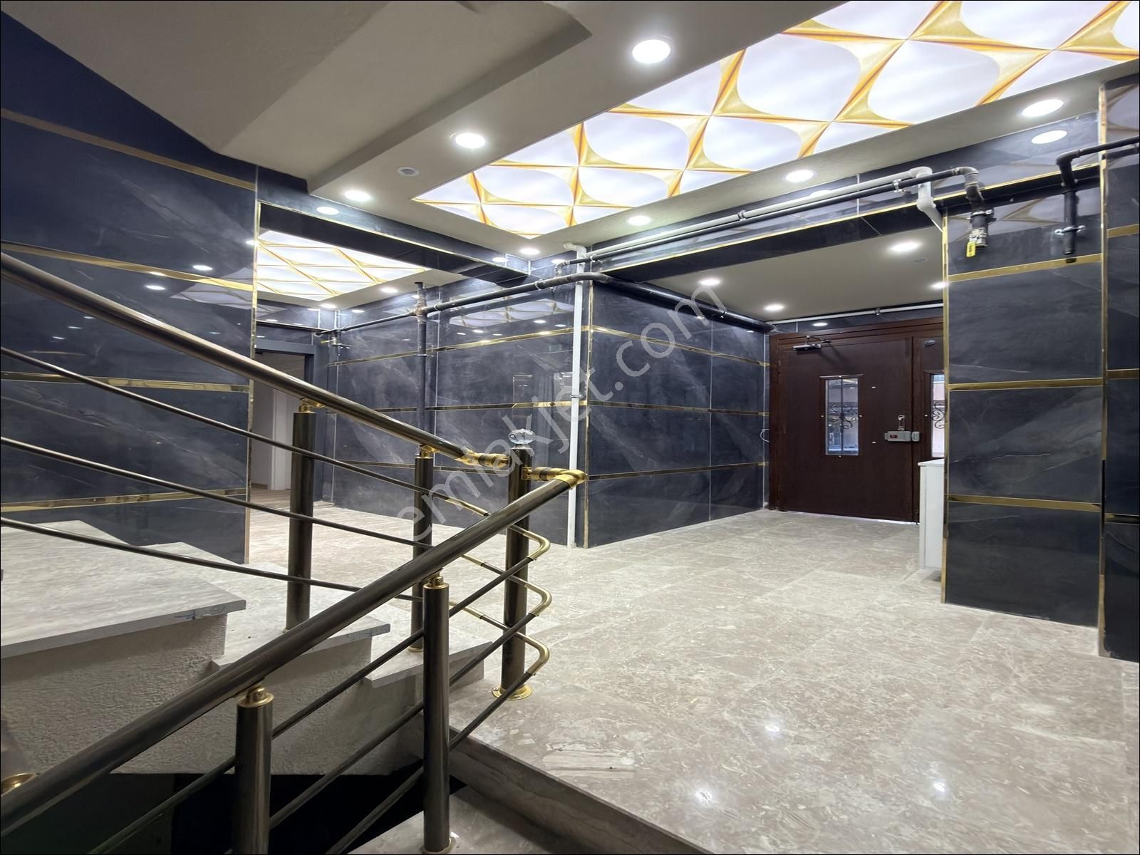 İlk Evime Uygun Metrobüse Yürüme Mesafesinde 3+1 Satılık Daire ! - Görsel 5