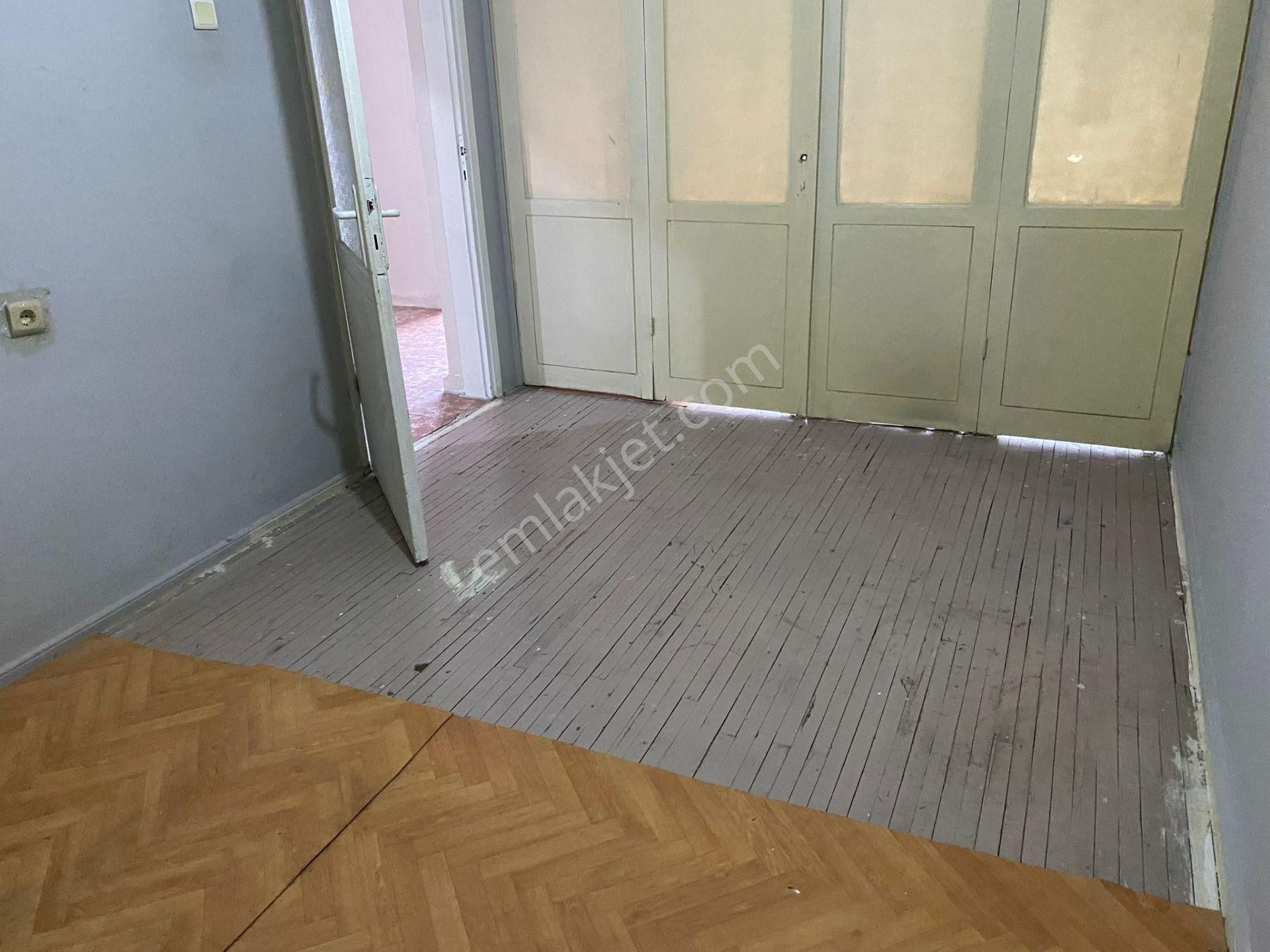 Halirifat Cadede Denizmanzaralı Kuze Güney Cepha - Görsel 6