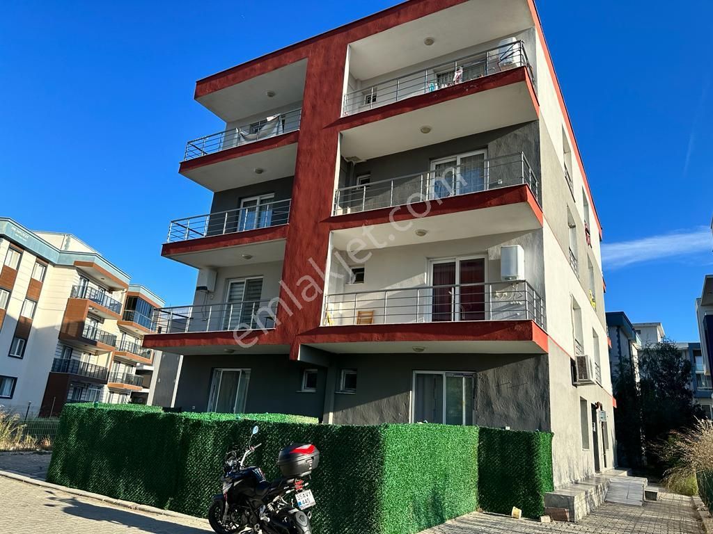 Seyrek'te 1+1 Eşyalı Kiralık Temiz Daire - Görsel 18