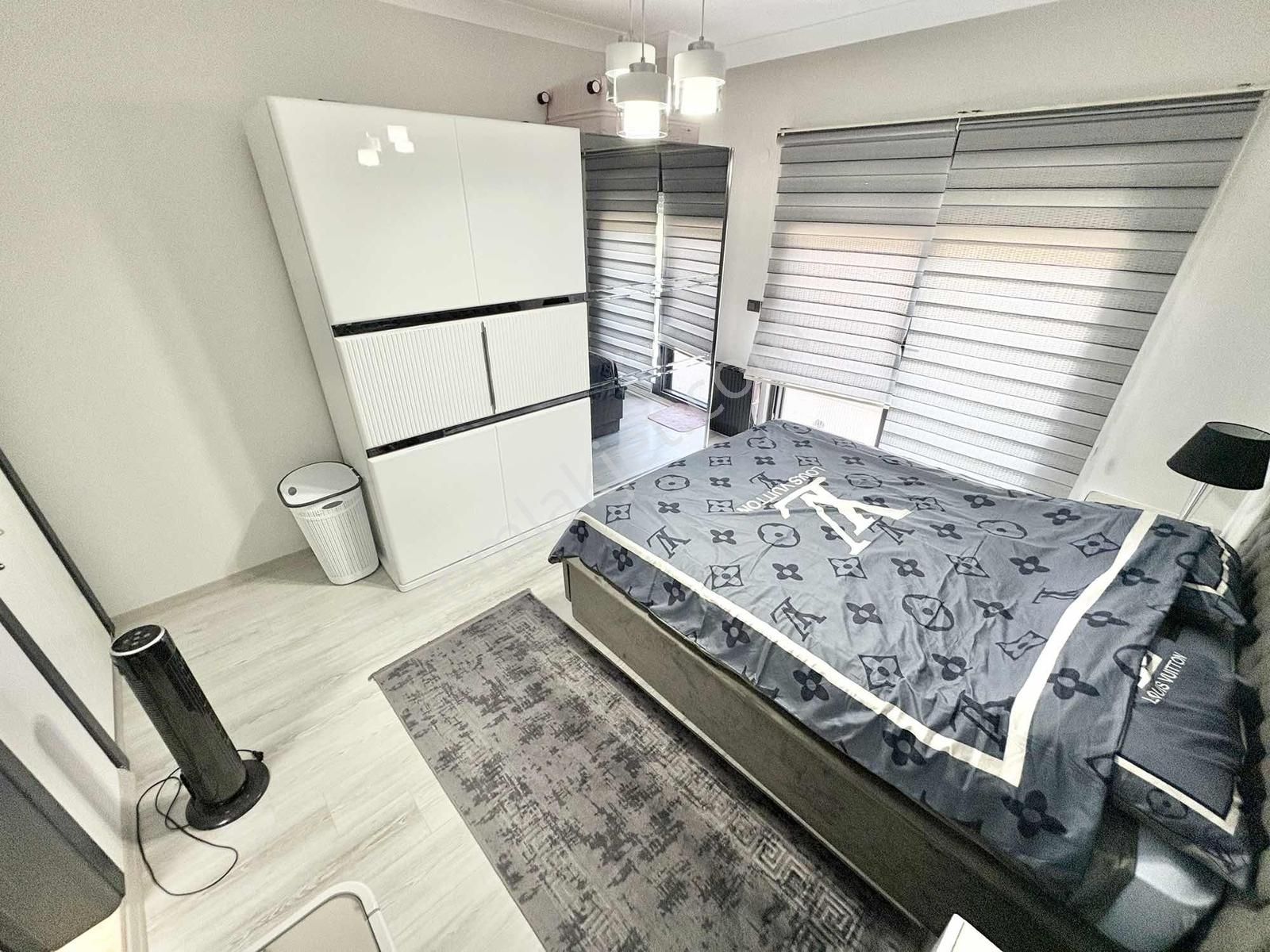 Sadece Onur Yıldırımdan 5+1 Havuzlu Tasarım Harikası Villa - Görsel 5