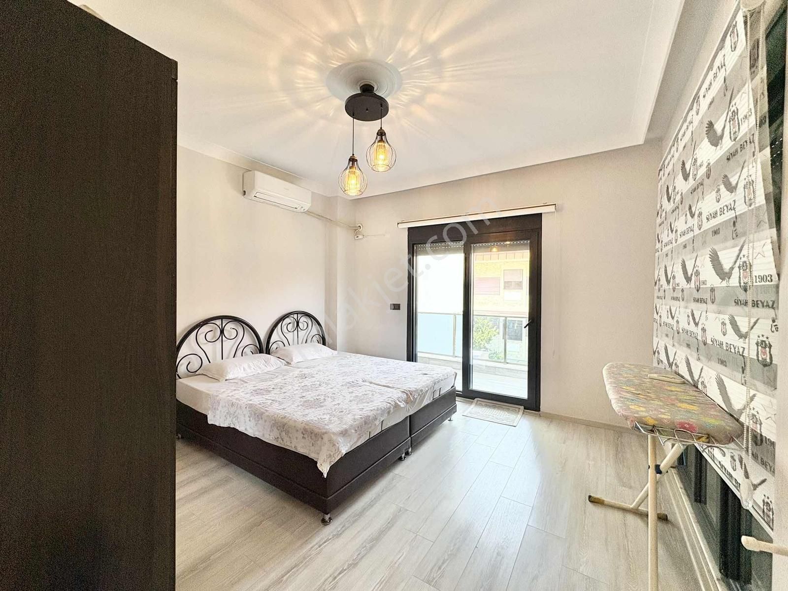Sadece Onur Yıldırımdan 5+1 Havuzlu Tasarım Harikası Villa - Görsel 23