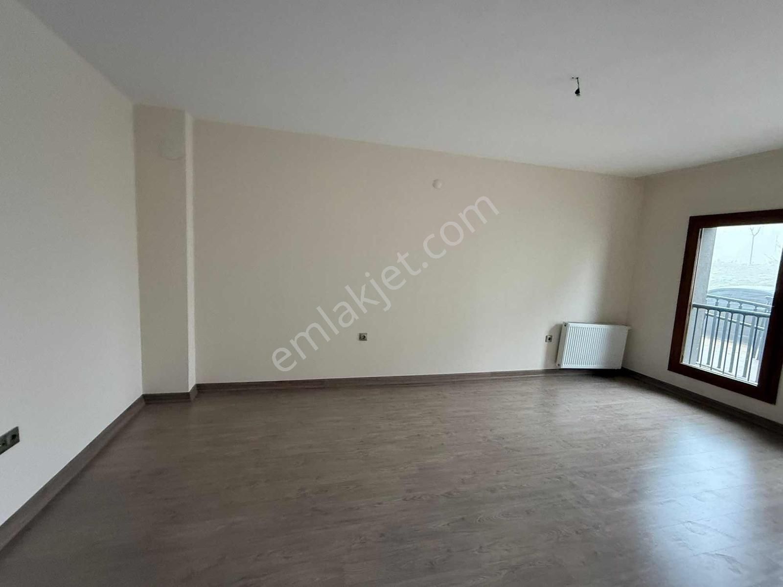 Anka Emlak 2,etapta Yüksek Balkon Kiralık 2+1 Daire - Görsel 6