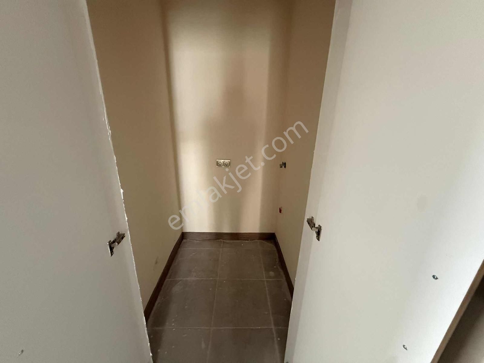 Anka Emlak 2,etapta Yüksek Balkon Kiralık 2+1 Daire - Görsel 13