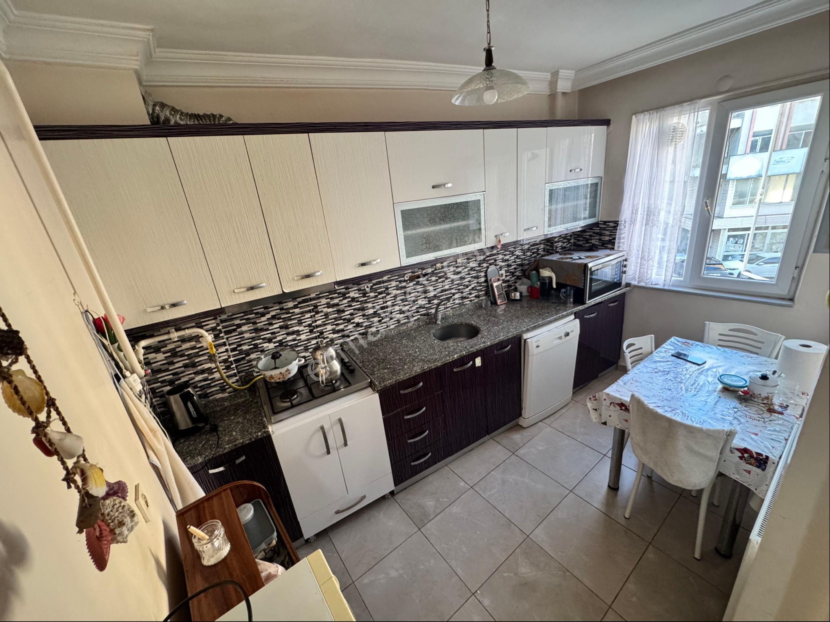 Class'tan T.dağ S.paşa Cumhuriyet Meydanında Satılık 2+1 - Görsel 9