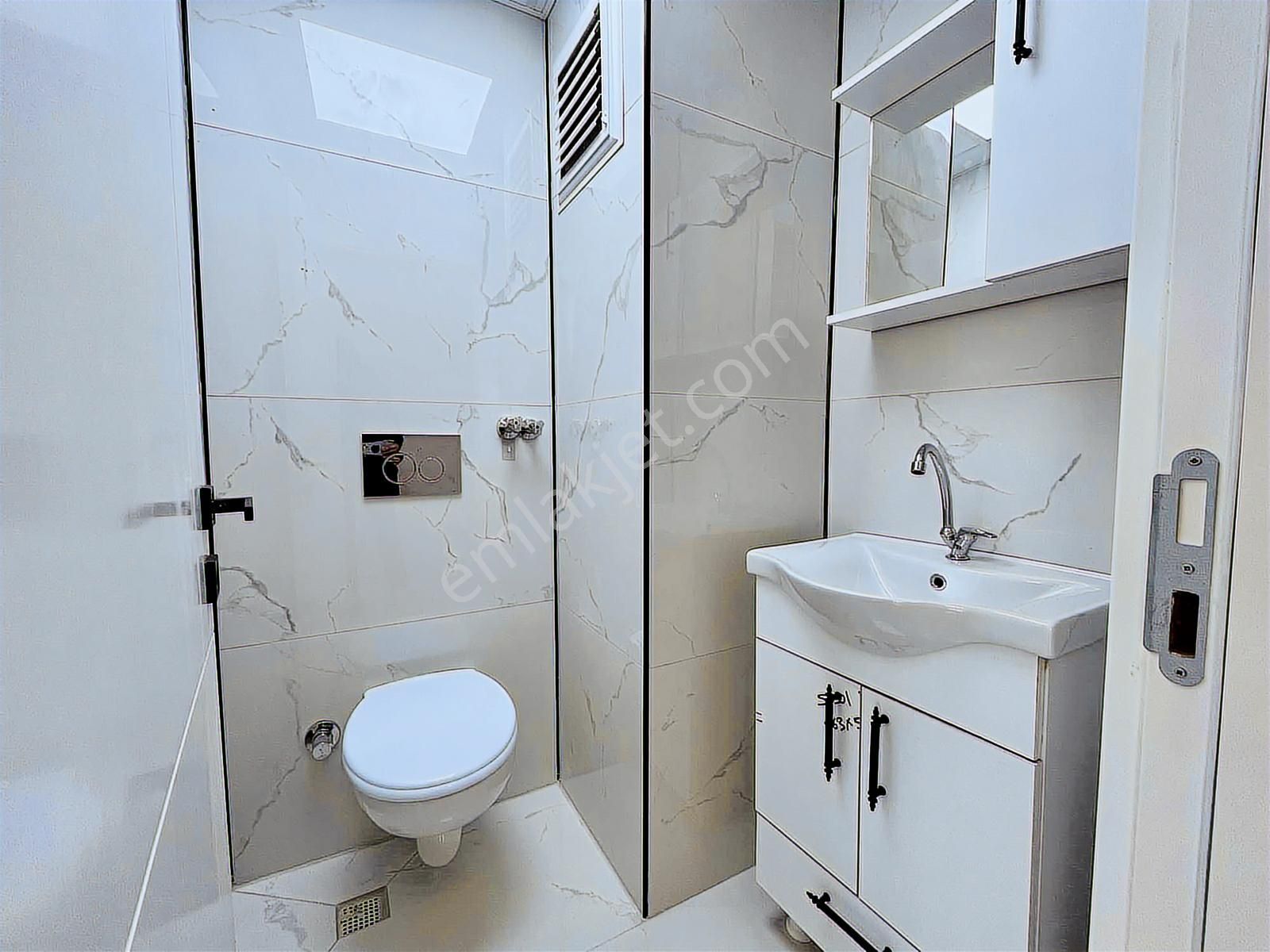 Markantalya'nın Dibinde 3+1 Tamamen Yenilenmiş Asansörlü - Görsel 3