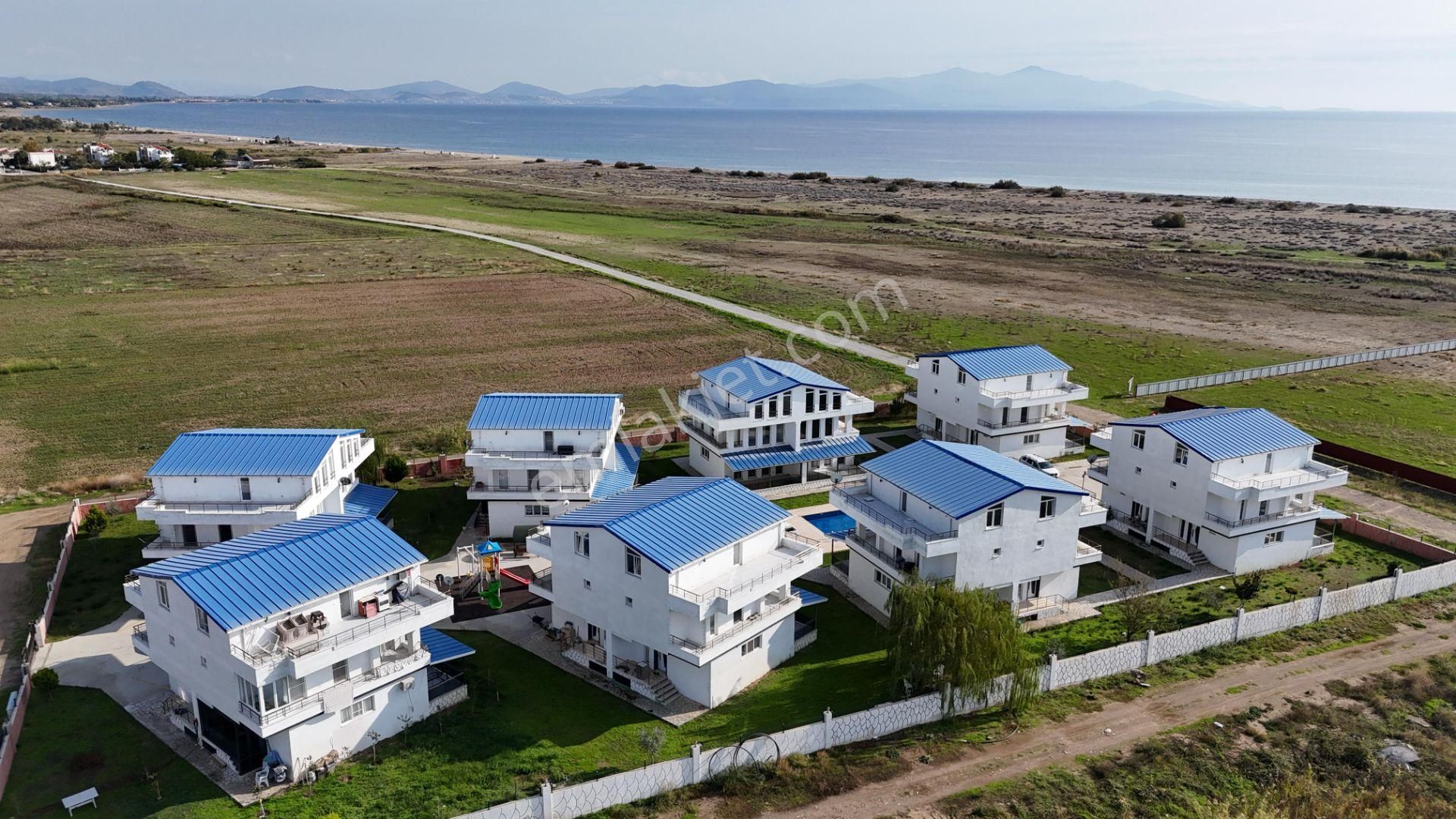 İzmir Dikili Salihleraltı Deniz Ve Havuz Manzaralı 5+1 Villa - Görsel 14