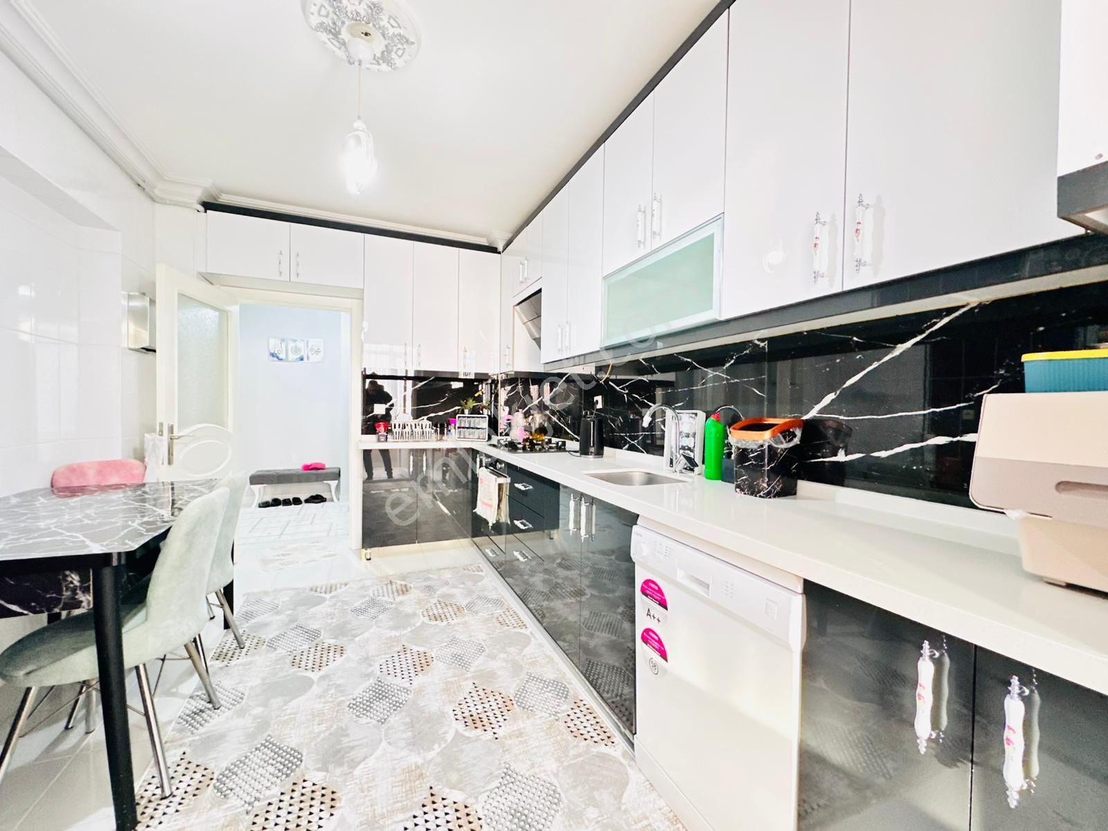 Çiftçioğullarından Pursaklar Fatihte 3+1 G.cephe Kilerli Yapılı Daire - Görsel 10