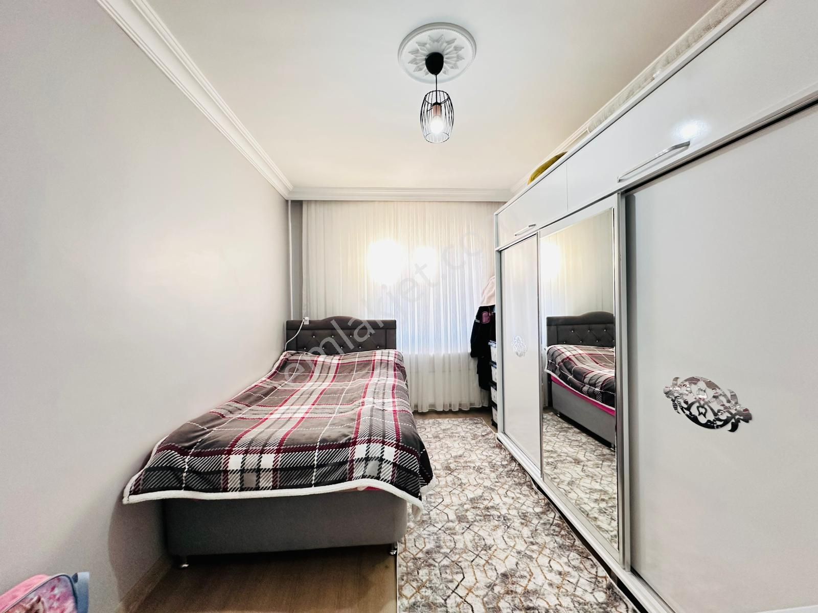 Çiftçioğullarından Pursaklar Fatihte 3+1 G.cephe Kilerli Yapılı Daire - Görsel 21