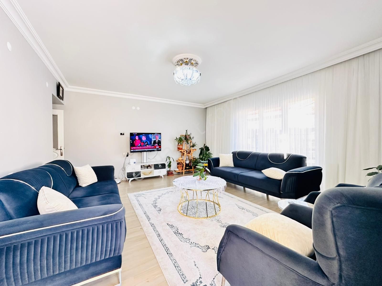 Çiftçioğullarından Pursaklar Fatihte 3+1 G.cephe Kilerli Yapılı Daire