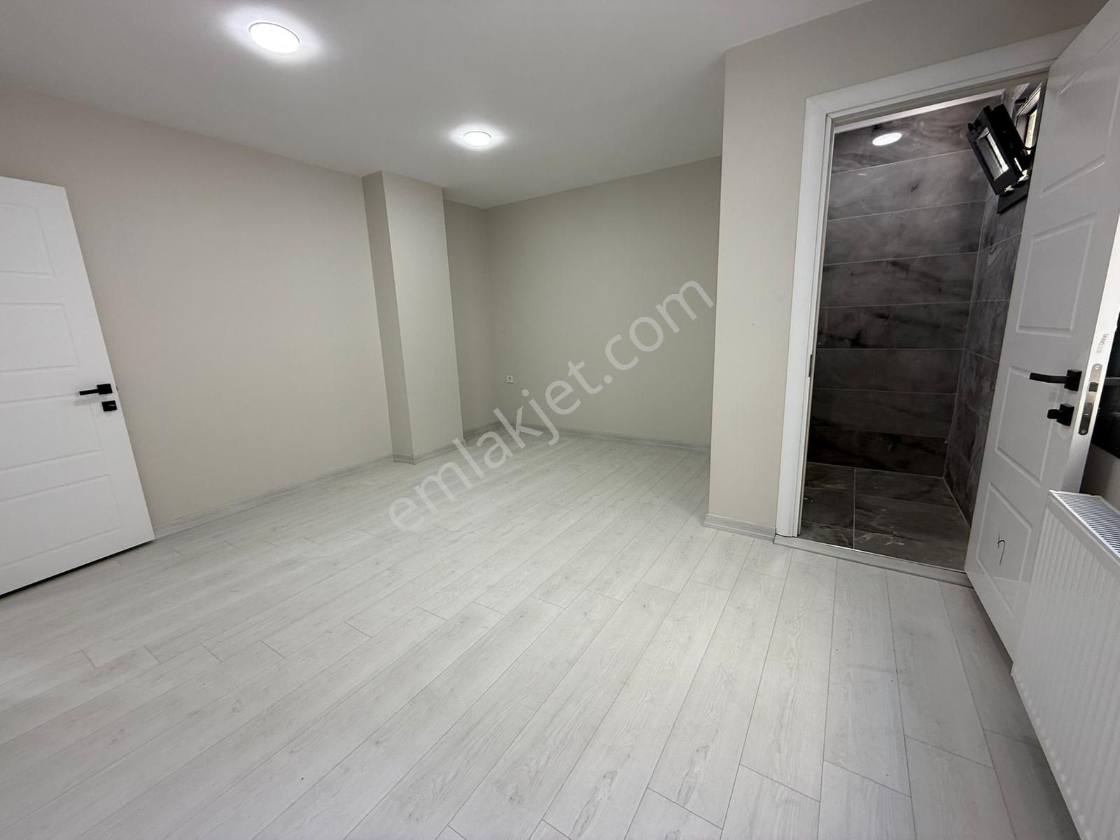 Çekmeköy Merkez Mah. Sıfır Geniş Ve Ferah 3+1 Satılık Daire - Görsel 8