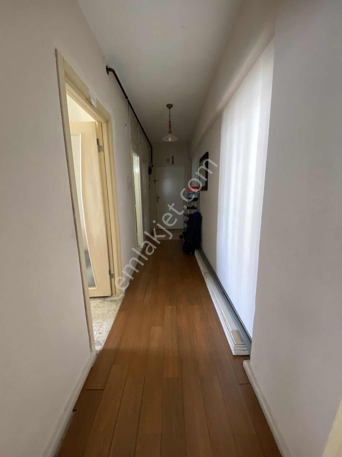 Mithatpaşa Mahallesinde 3+1 Acil Satılık Daire - Görsel 14