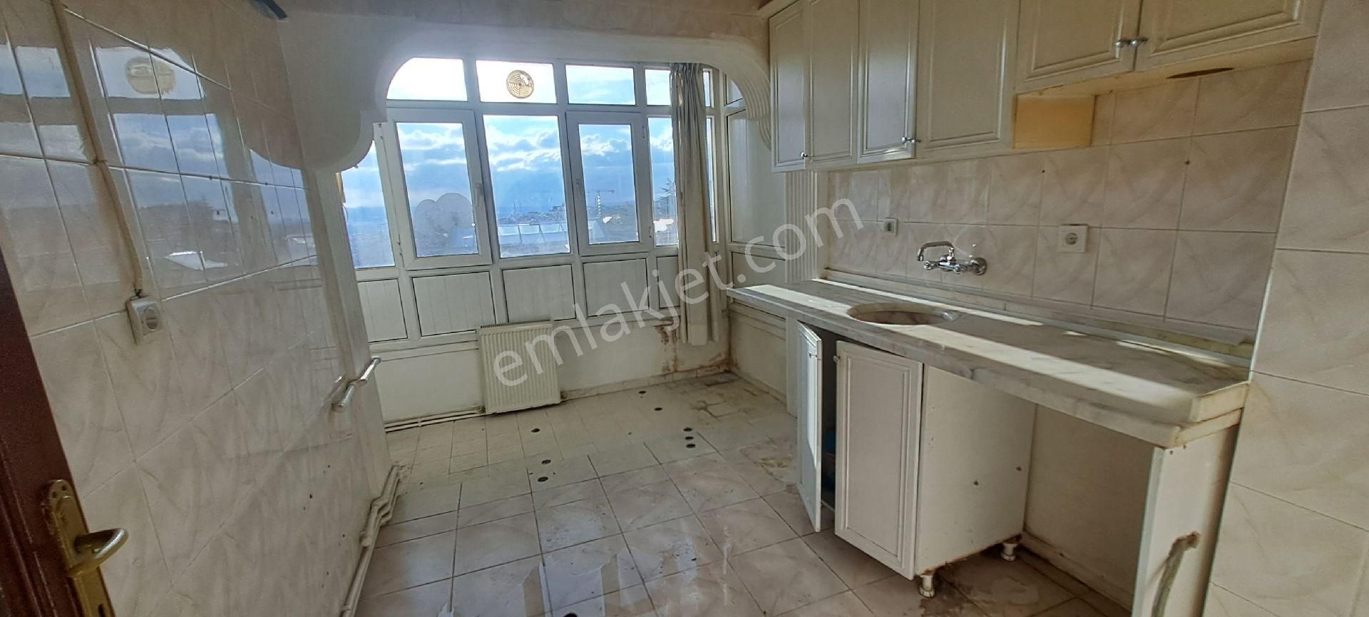 Köşk Mahallesinde Güneşli Süper Kiralık Muhsin Emlaktan - Görsel 2