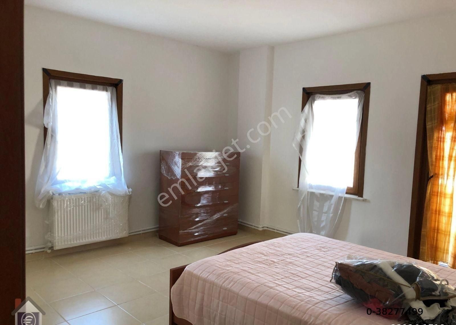 Ataşehir Emlak`tan Şile Sahilköy`de 10+2 Satılık İkiz Tribleks Villa - Görsel 5