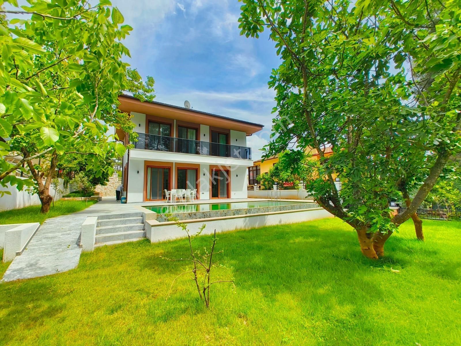Marmarise Yakın Mesafede Doğa Manzaralı Muhteşem Villa - Görsel 2