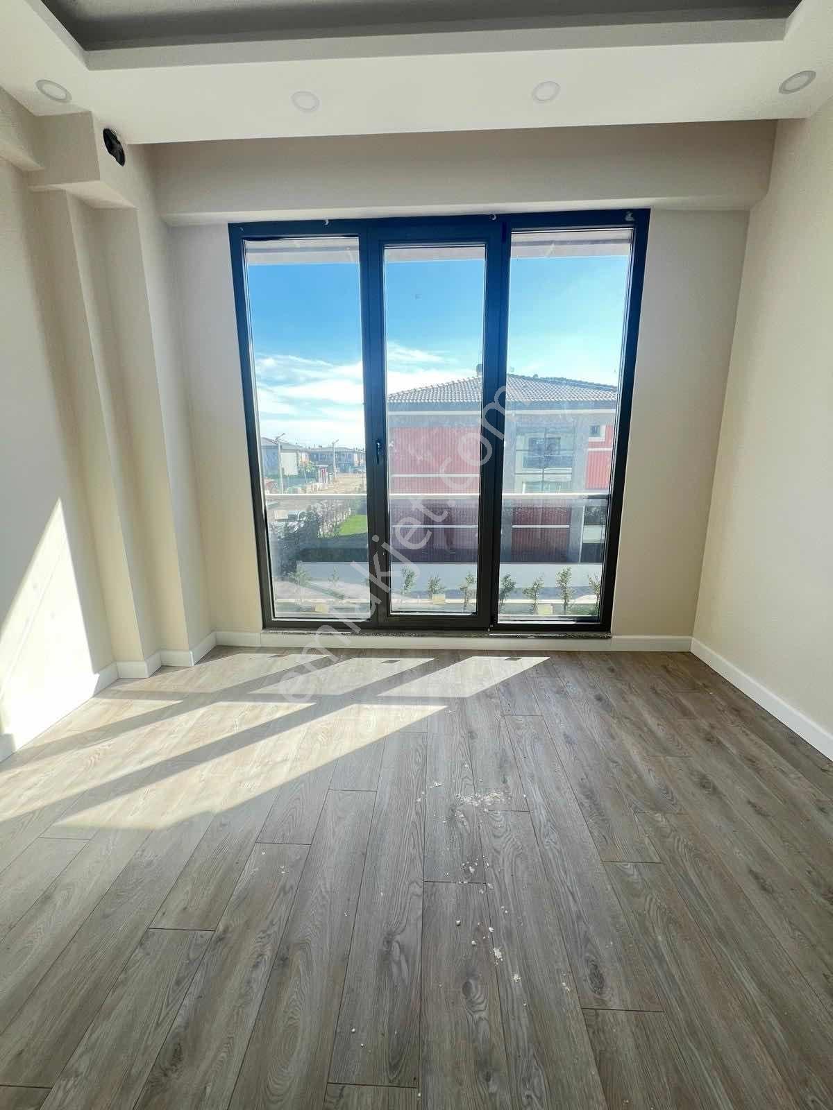 Çorlu Önerler'de Site İçi Mütakil Havuzlu Villa - Görsel 33