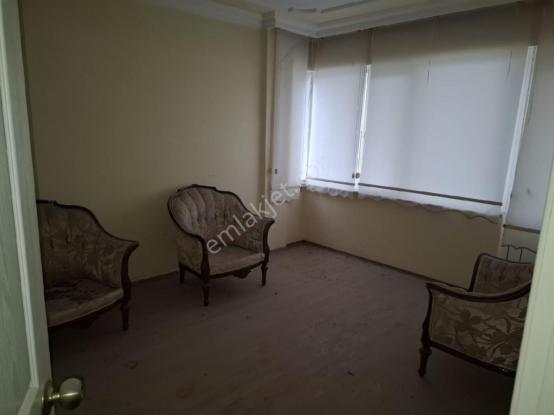 3 Katlı Cadde Üzerinde Altı İş Yerine Uygun Apartman İlçeye 7 Km - Görsel 28