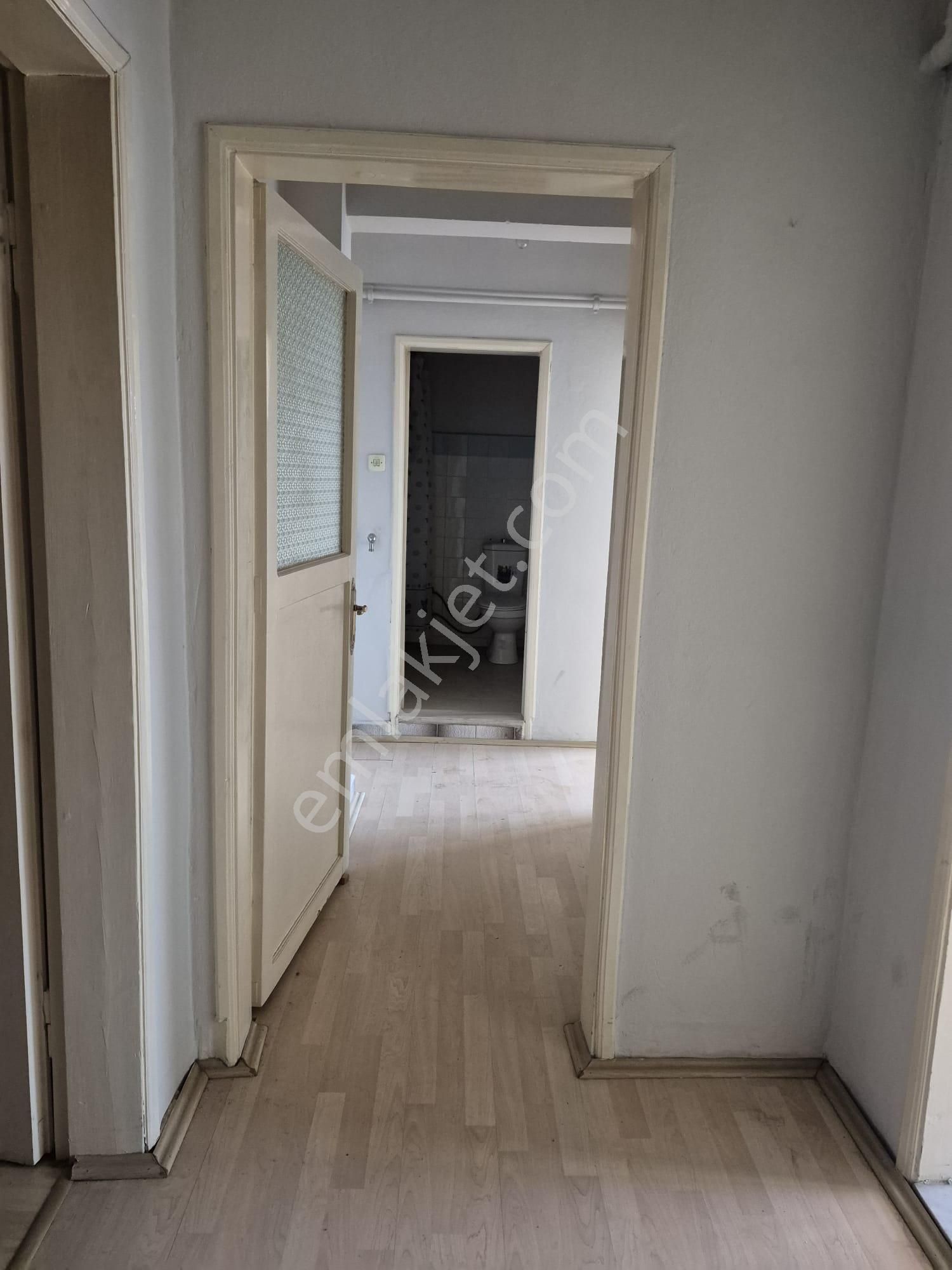 İnegöl Osmaniye Mahallesi Merkezde Meydana Yakın Kiralık Daire - Görsel 5