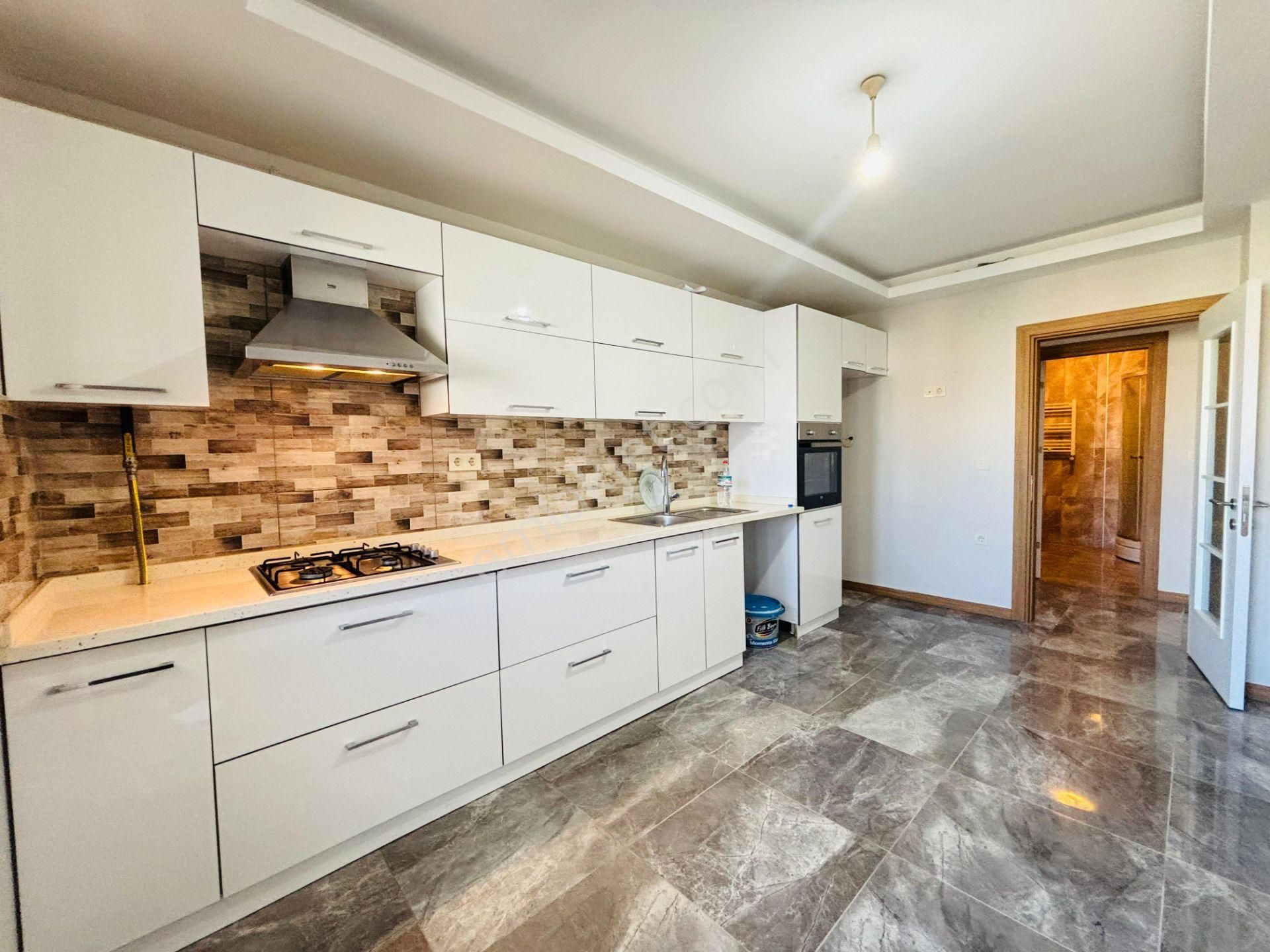 Güven'den Hızlı Tren Yanı İlçe Emniyet Civarında Arakat 3+1daire - Görsel 6