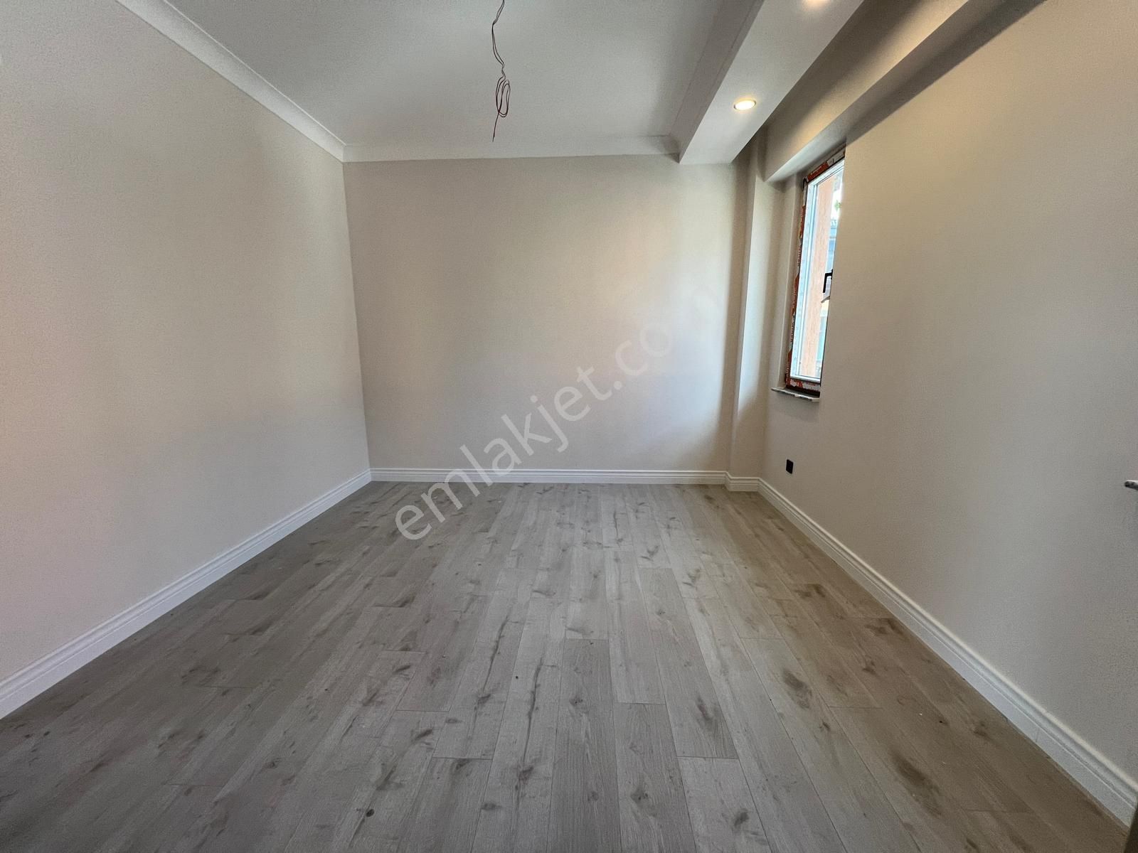 Çorlu Önerlerde Havuzlu Site İçinde Kış Bahçeli Satılık Villa - Görsel 12