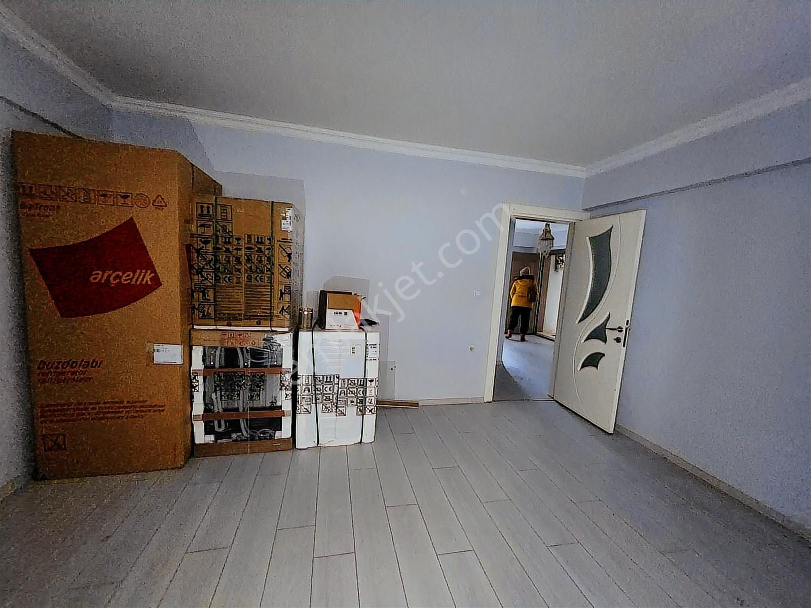 Kayalardan Özel Bahçeli Lüks Büyük 2+1 Bahçekatı - Görsel 13