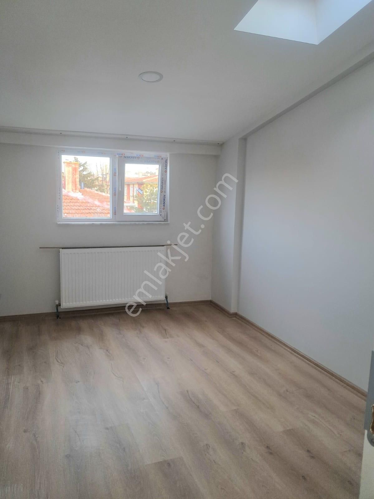 Gazi Mahallesi Şenol Caddesi Ful Yapılı Yüksek Giriş 2+1 Kiralık Daire - Görsel 13