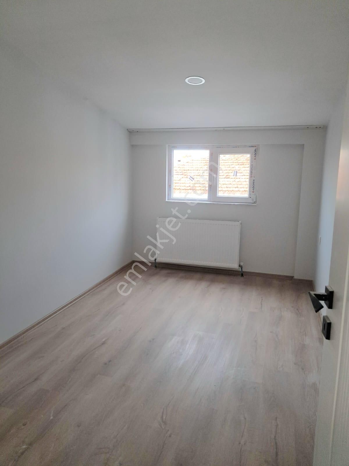 Gazi Mahallesi Şenol Caddesi Ful Yapılı Yüksek Giriş 2+1 Kiralık Daire - Görsel 12
