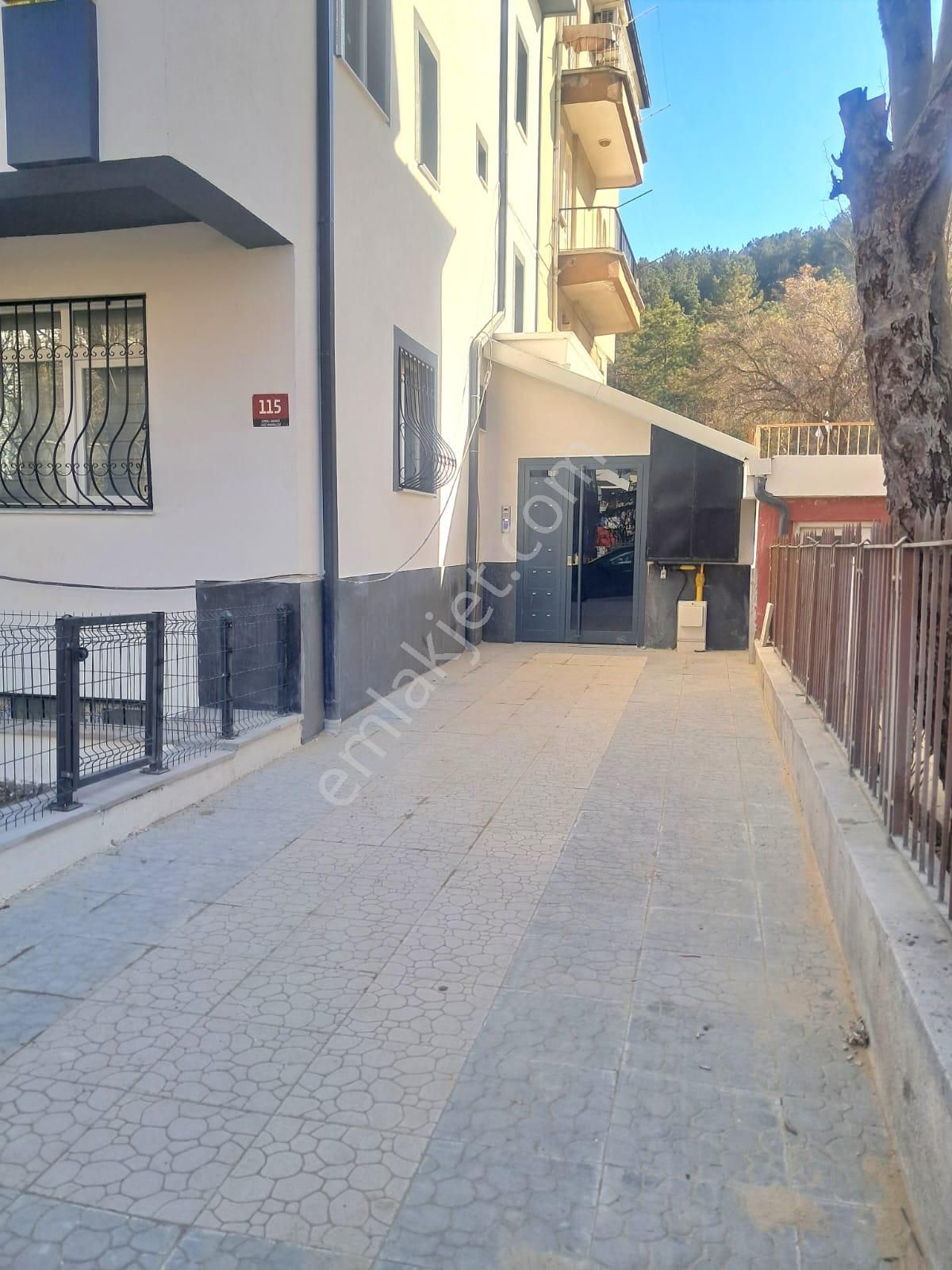 Gazi Mahallesi Şenol Caddesi Ful Yapılı Yüksek Giriş 2+1 Kiralık Daire - Görsel 8