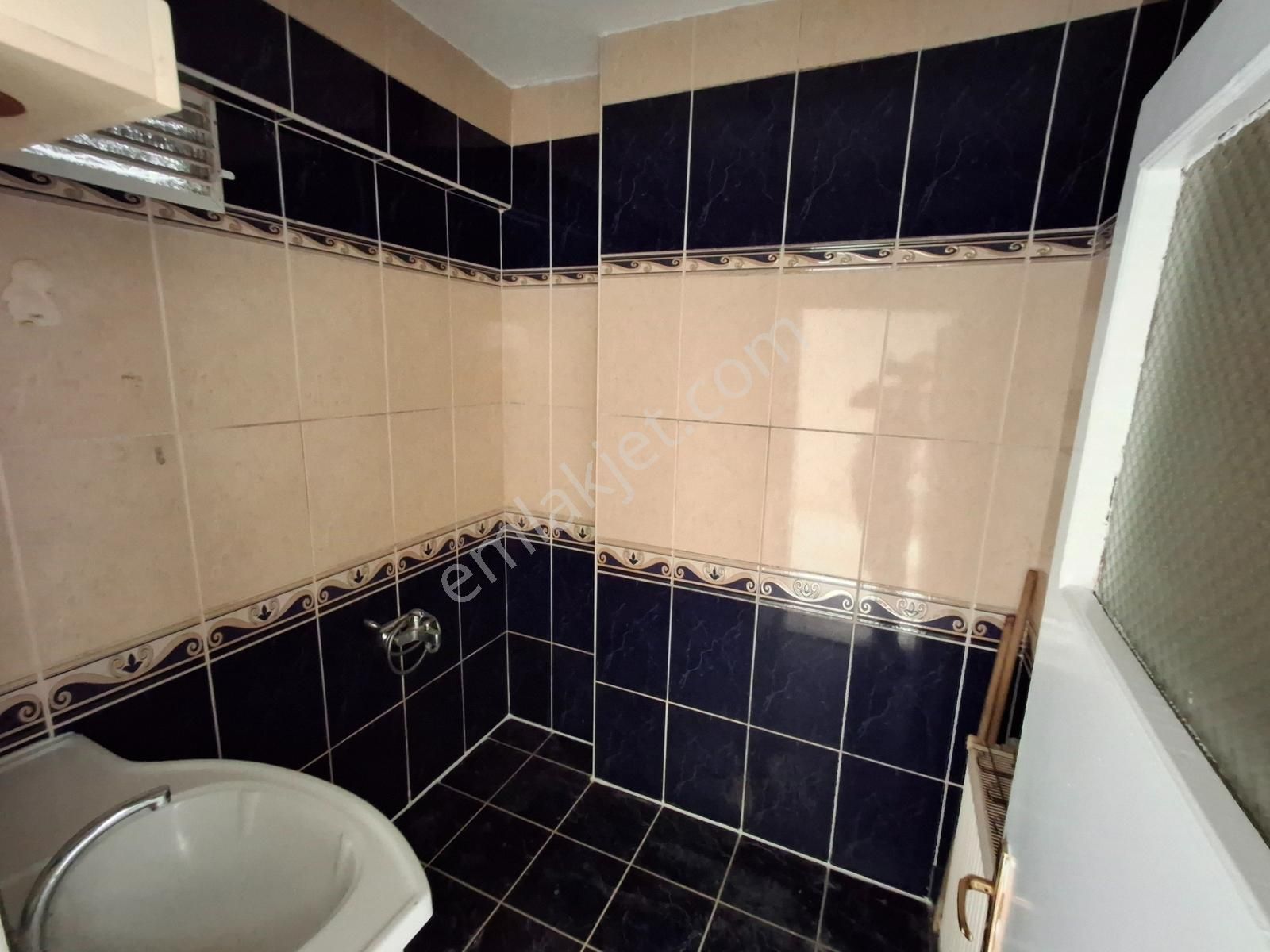 Y. Etlik Caddesinde 3+1 Kök Tapu Güney C. Manzaralı Ferah Daire - Görsel 5